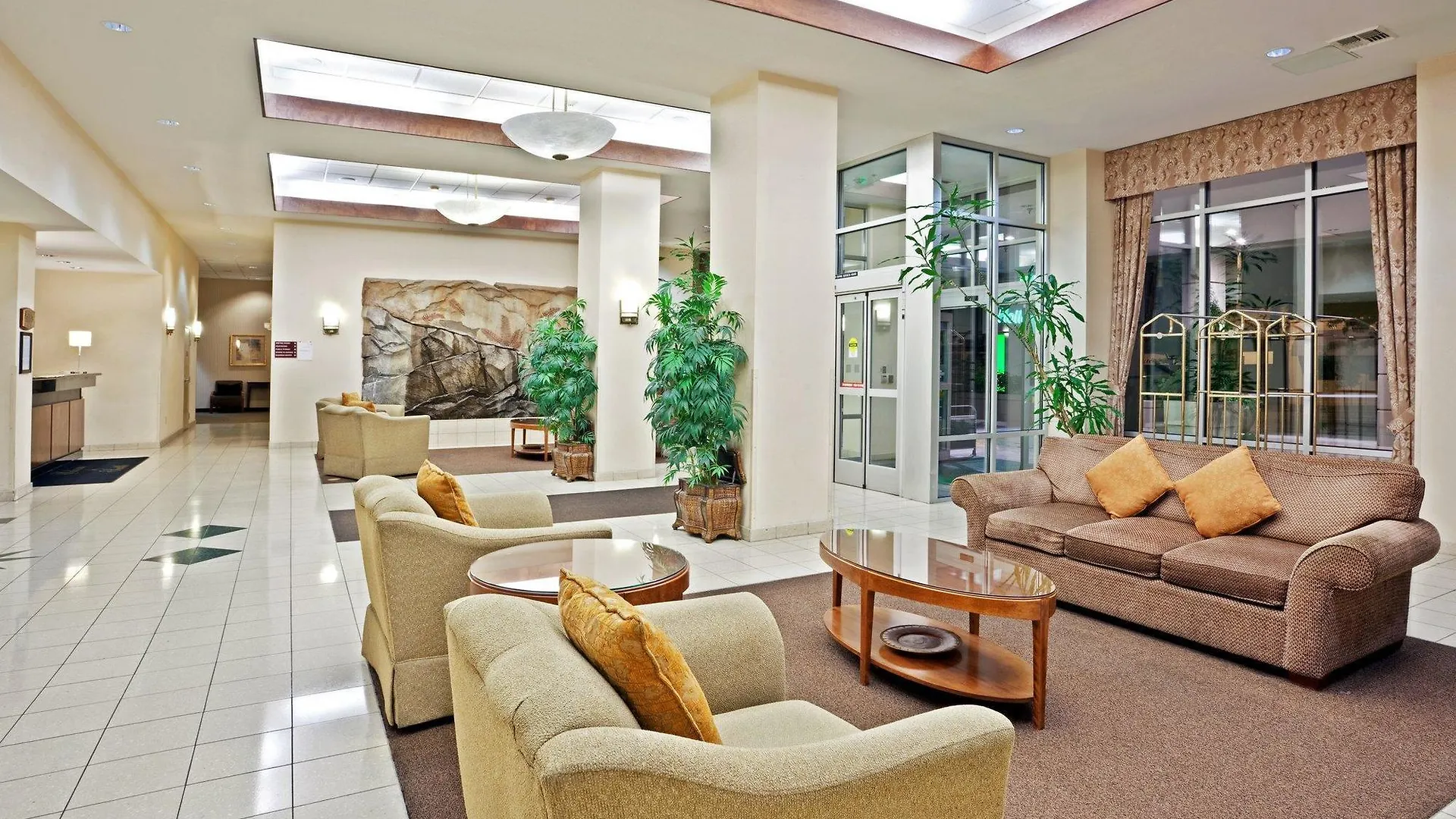 Holiday Inn Seattle Dwtn Lake Union By Ihg Hotel